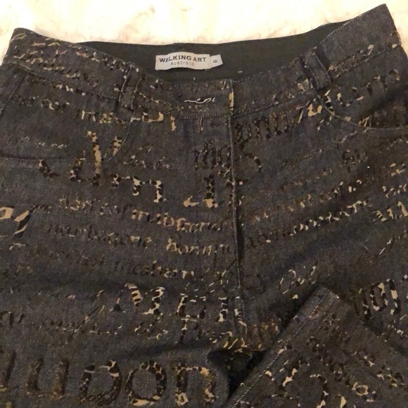 WALKING ART AUSTRALIA HIGH WAISTED LEOPARD PRINT LETTERING ON BLACK DENIM SZ 6 - Picture 2 of 15